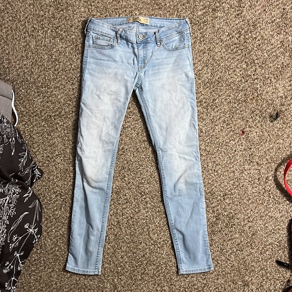 Hollister super skinny light blue jeans - Picture 7 of 7